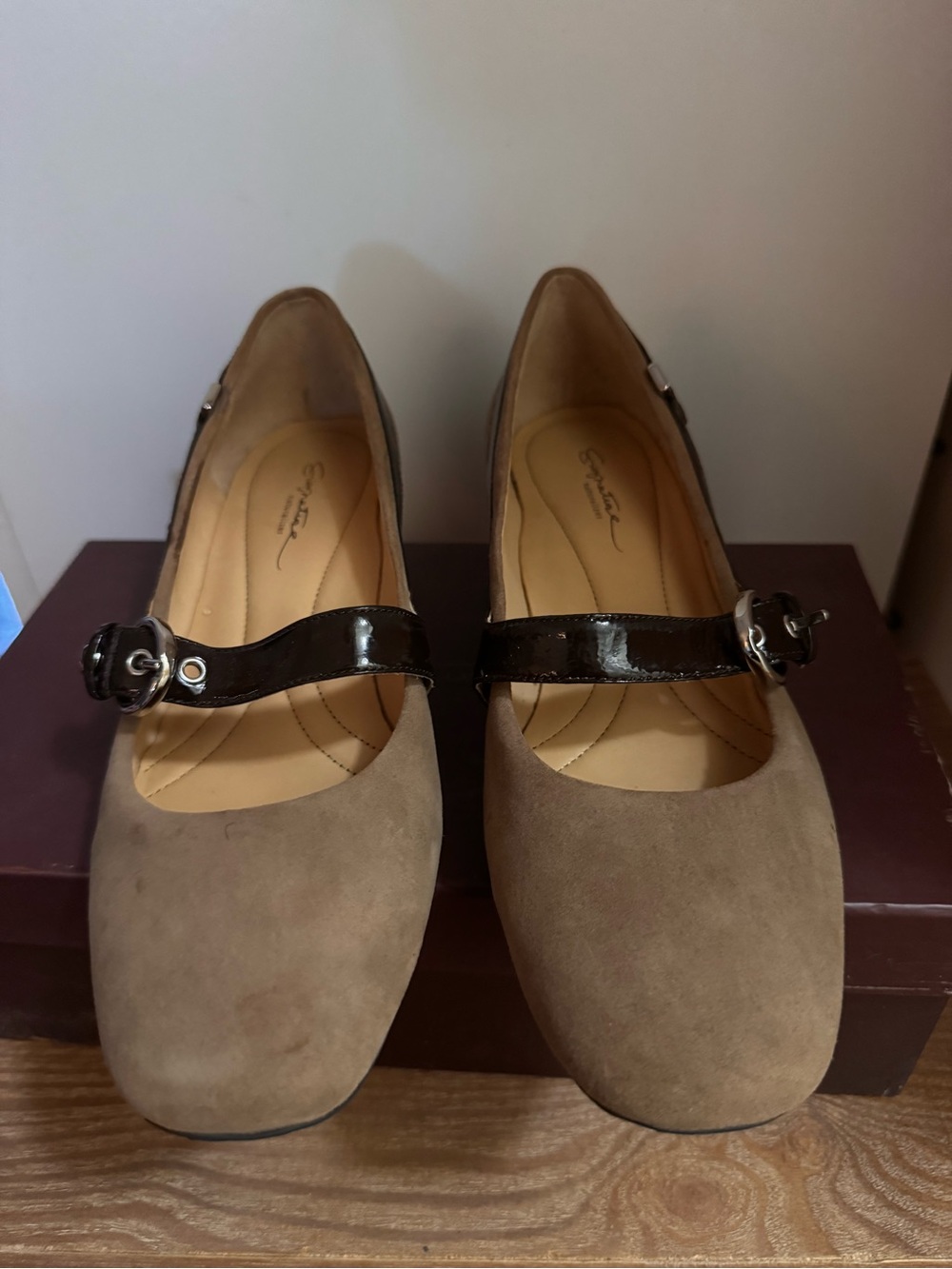 Naturalizer Signature Miracle Malt Taupe Suede Shoes